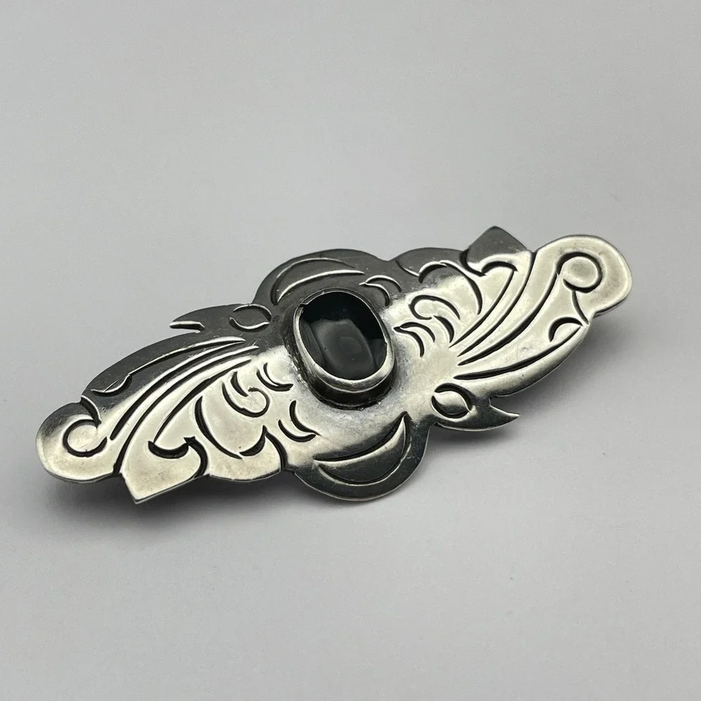 Vintage Mexican Sterling Silver Black‎ Onyx Pin Brooch Unisex Jewelry